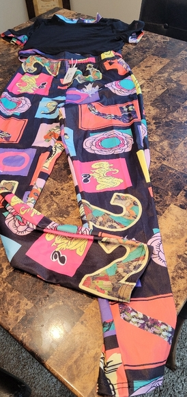 2 piece crop shirt with leggings multi color - Picture 1 of 3